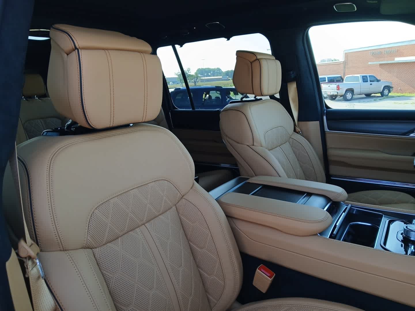 New 2026 Jeep Grand Wagoneer Summit AWD/4WD image 58