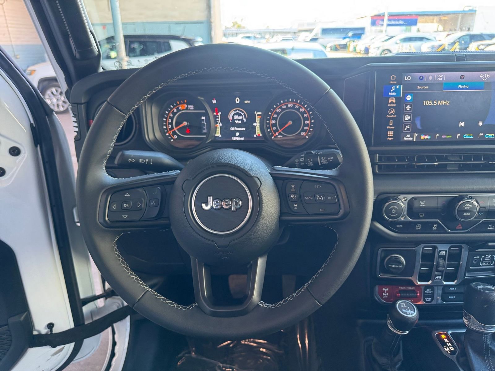 Used 2025 Jeep Wrangler Unlimited Rubicon image 28