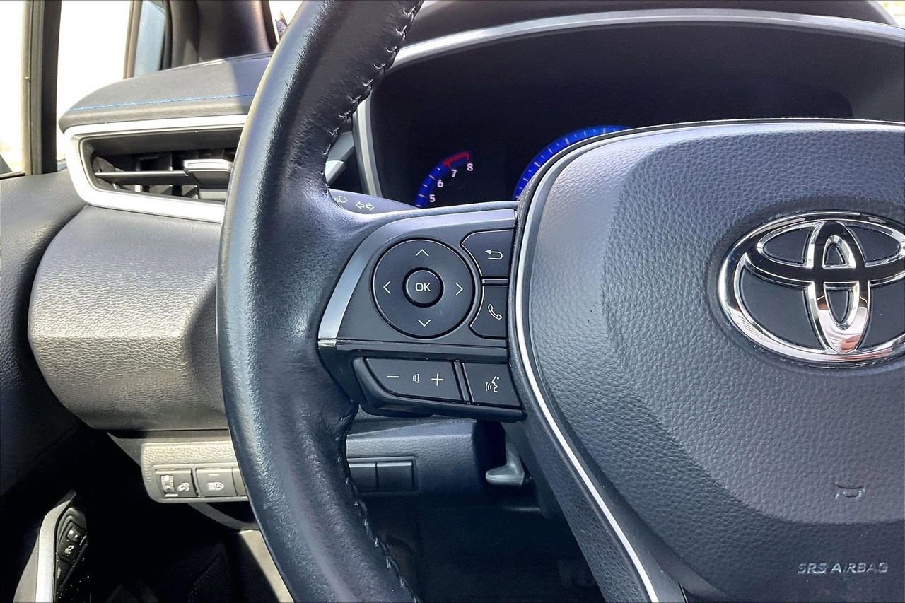 Used 2020 Toyota Corolla XSE image 30