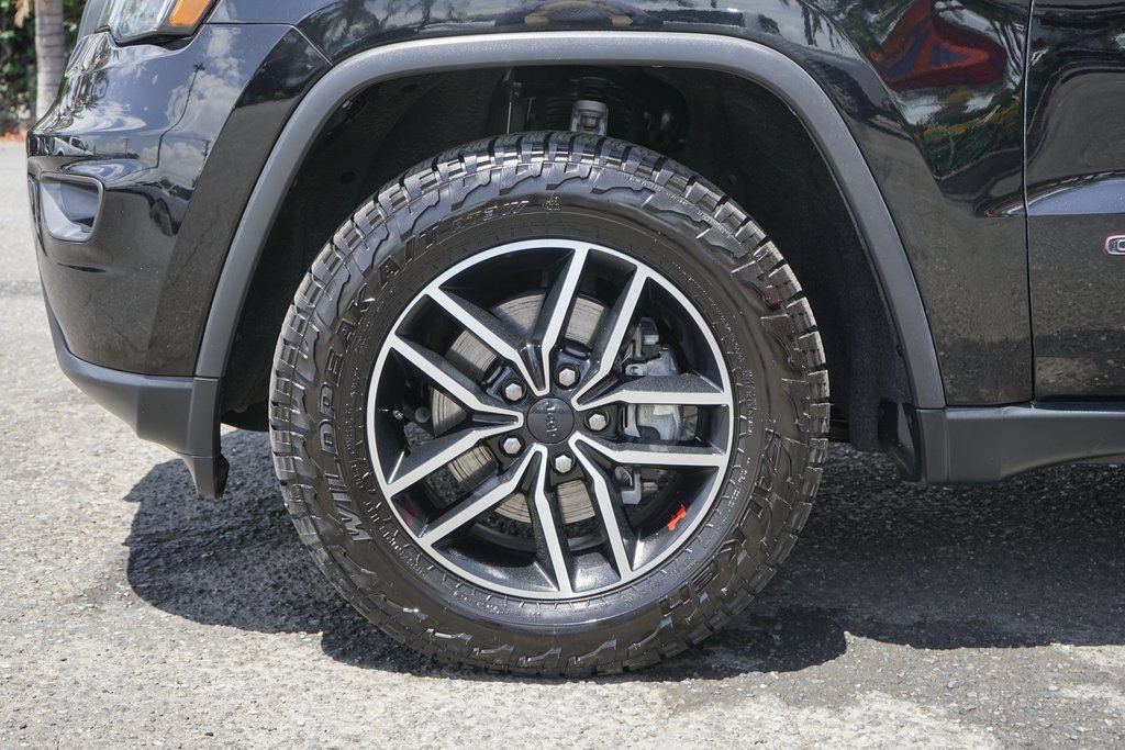 Used 2020 Jeep Grand Cherokee Trailhawk AWD/4WD image 43
