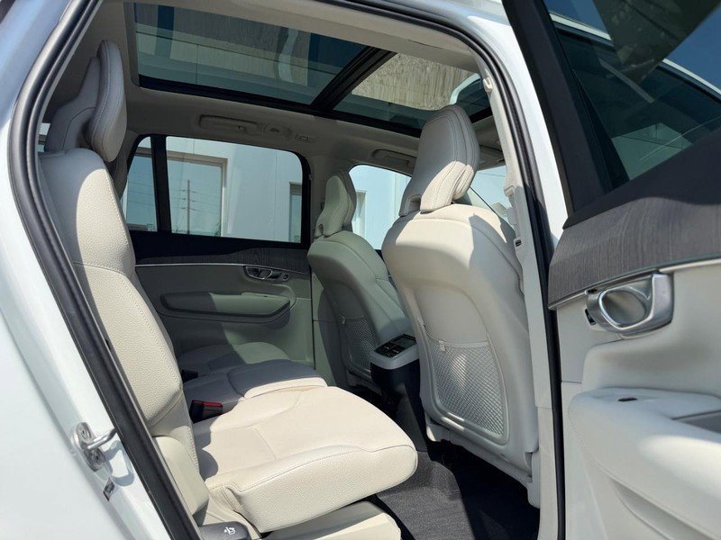 Certified 2023 Volvo XC90 B5 Plus w/ Protection Package AWD/4WD image 11