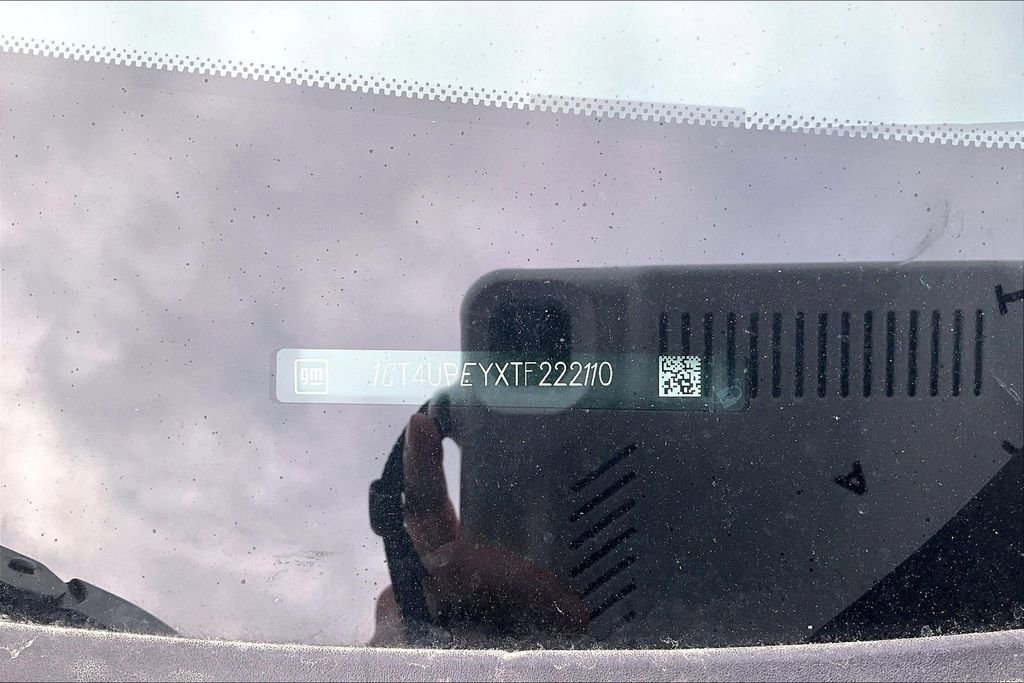 New 2026 GMC Sierra 2500 AT4 w/ AT4 Premium Plus Package image 8