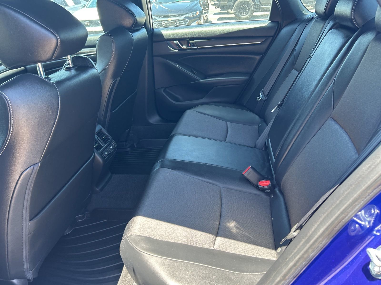 Used 2021 Honda Accord Sport image 12
