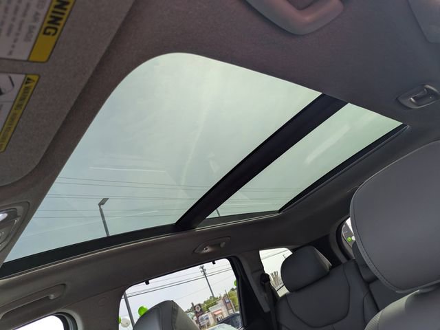 Used 2019 Hyundai Santa Fe Limited FWD image 20
