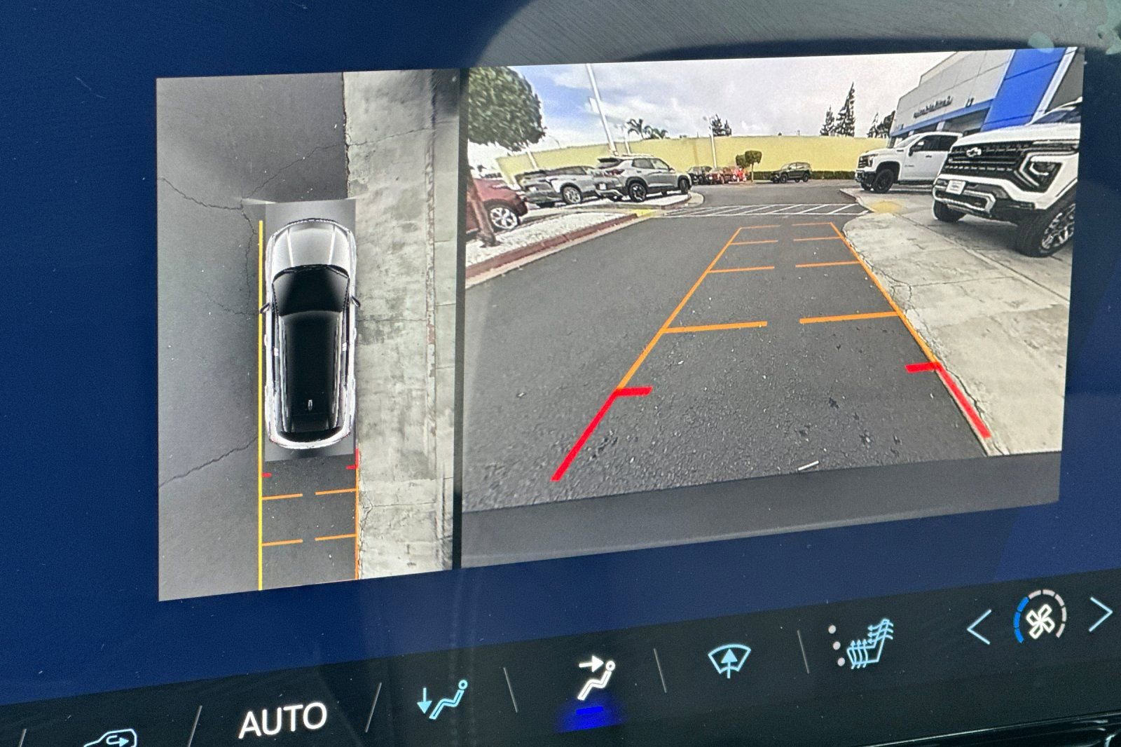 Used 2026 Chevrolet Blazer EV LT image 28