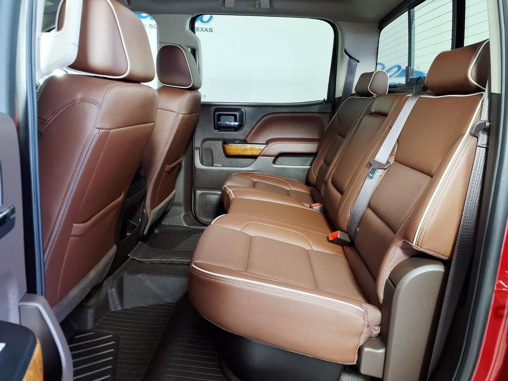 Used 2018 Chevrolet Silverado 1500 High Country AWD/4WD image 9