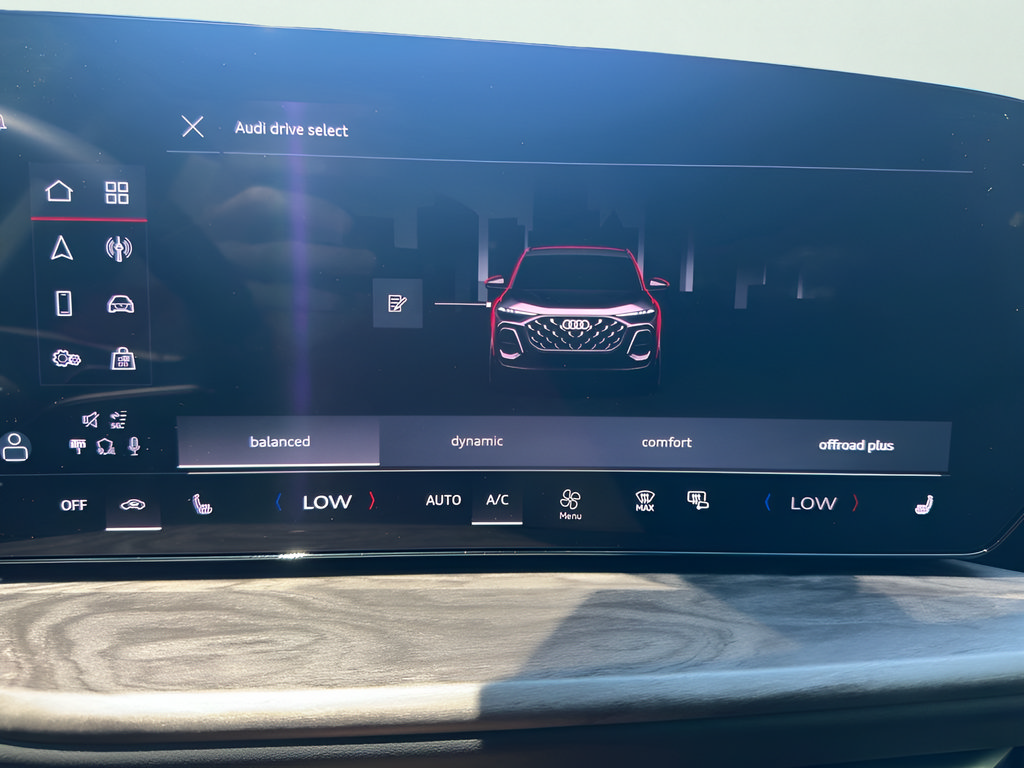 Certified 2025 Audi Q5 Premium w/ Premium Plus AWD/4WD image 27