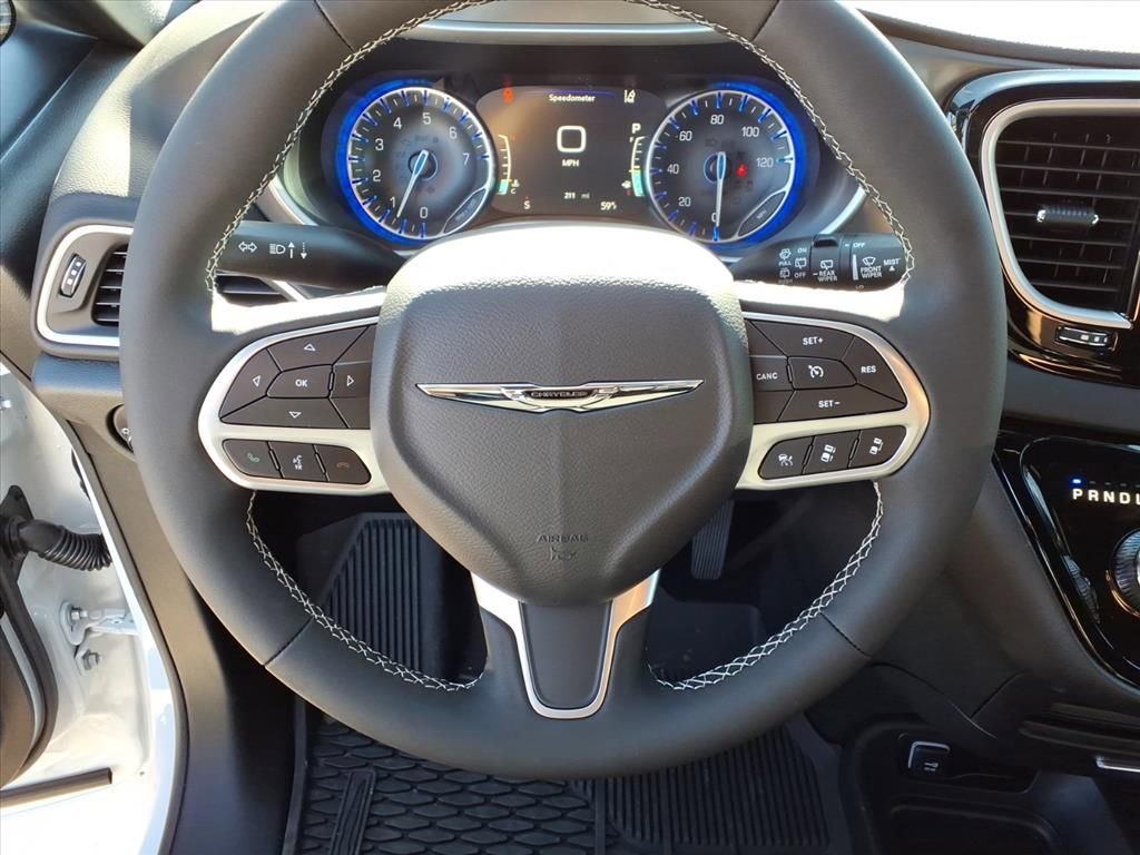 New 2026 Chrysler Voyager LX image 20