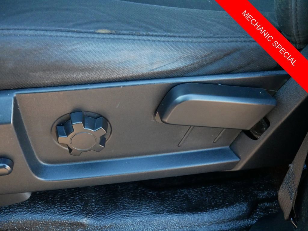 Used 2016 Ford Expedition XL w/ SSV Upgrade Package image 15