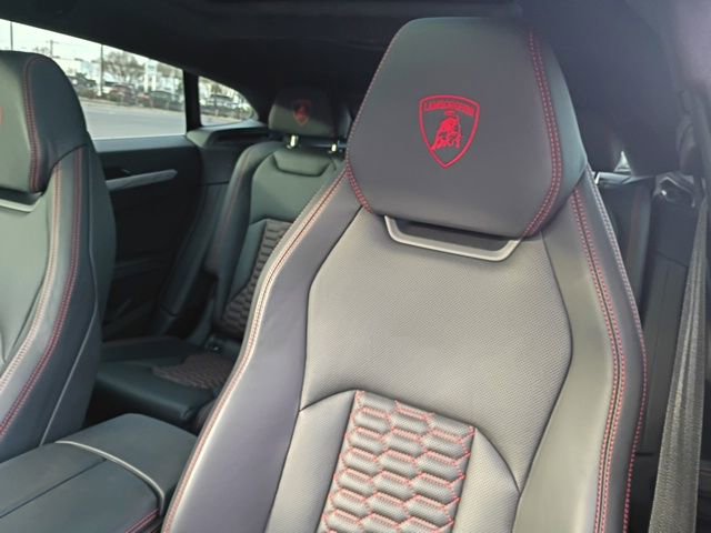 Used 2020 Lamborghini Urus image 17