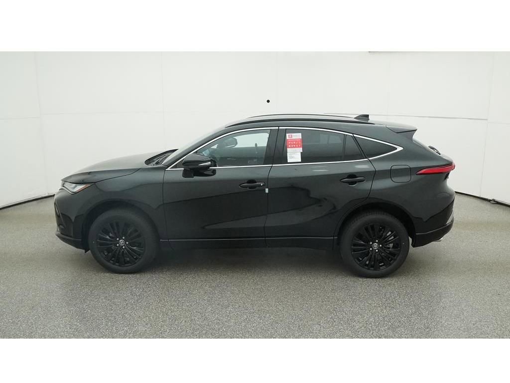 Used 2024 Toyota Venza Nightshade AWD/4WD image 4