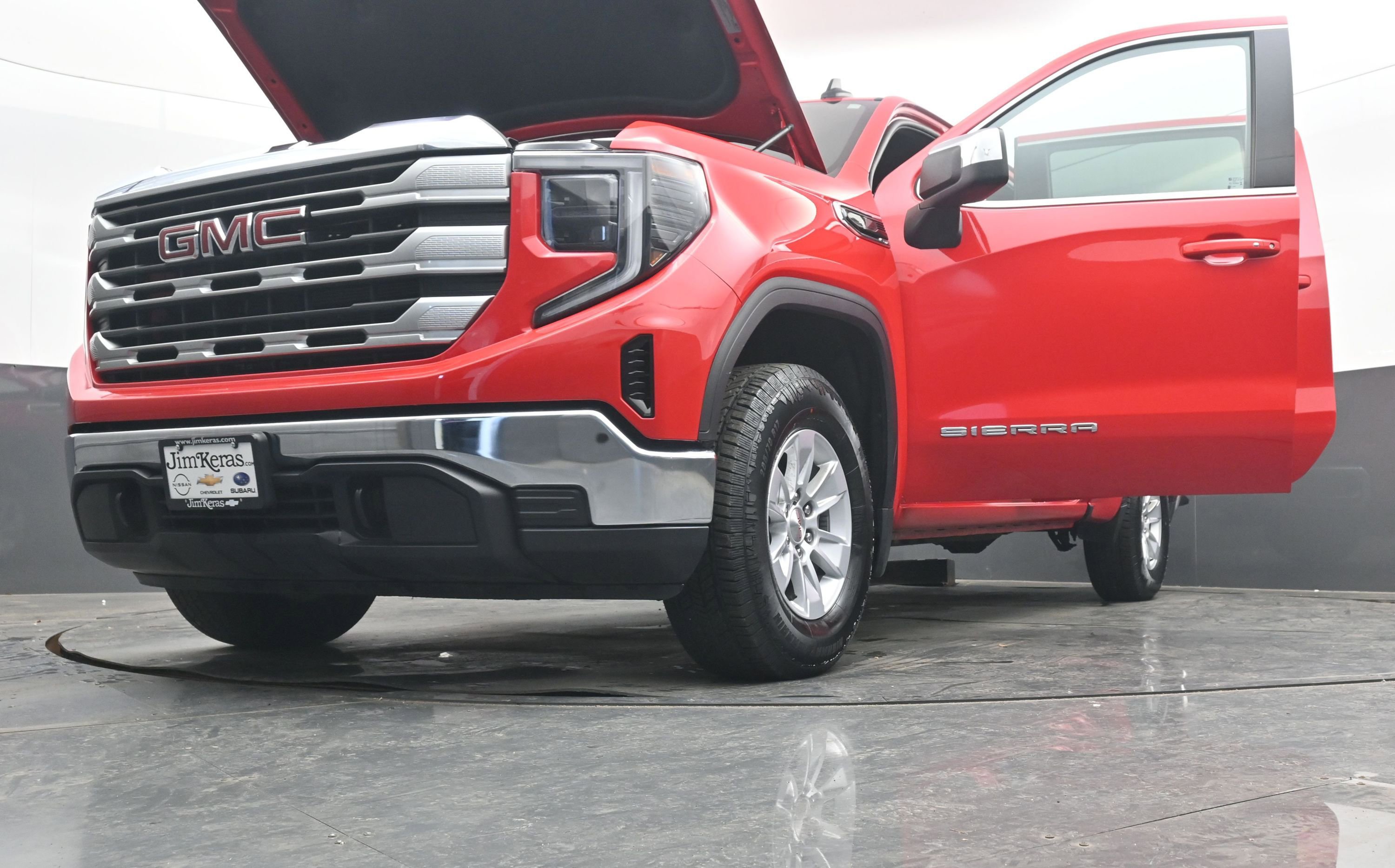 Used 2024 GMC Sierra 1500 SLE image 42