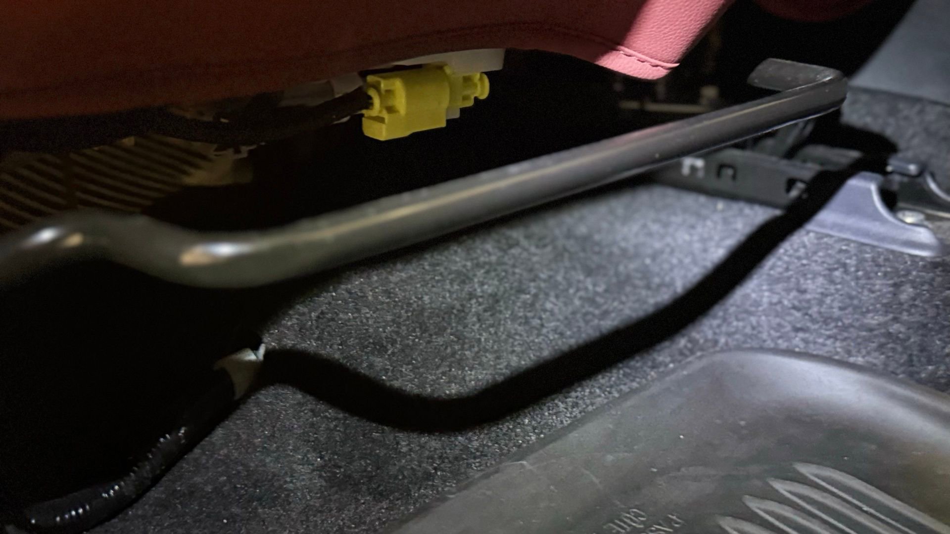 Used 2025 Toyota RAV4 XLE w/ Convenience Package image 53