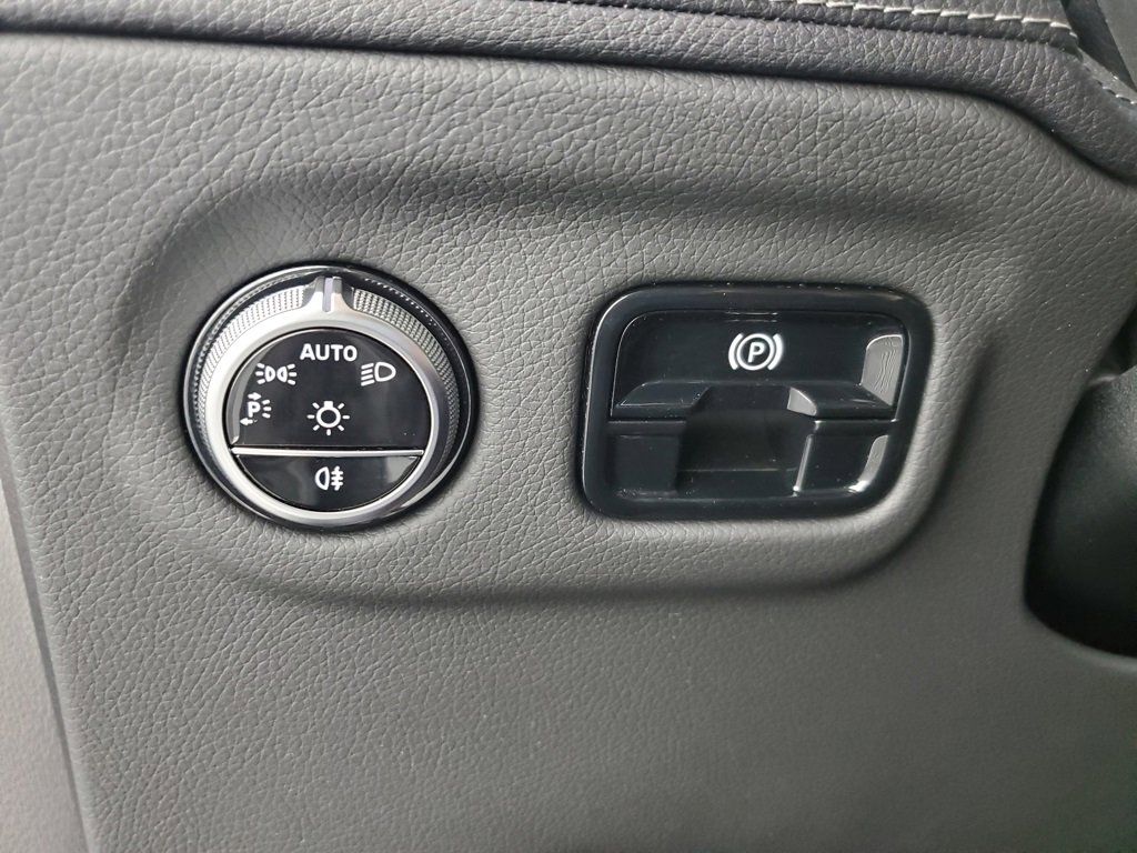 Used 2024 Mercedes-Benz EQE 350+ 4MATIC SUV image 30