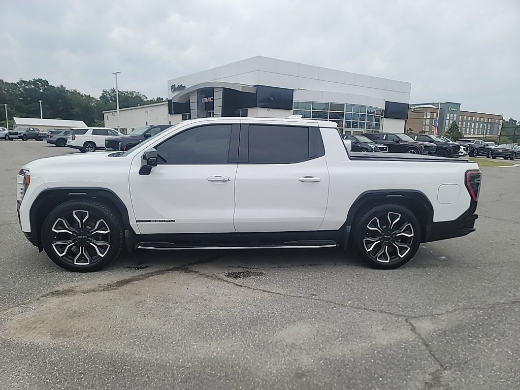 Used 2025 GMC Sierra EV Denali AWD/4WD image 6