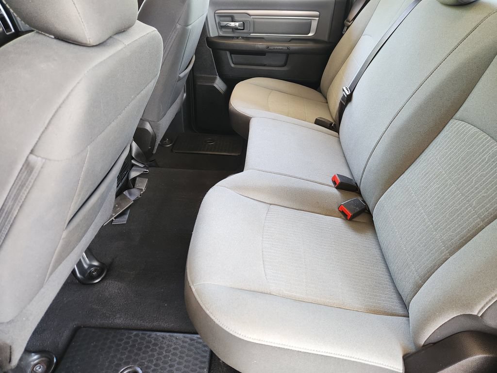 Used 2021 RAM 1500 Classic SLT RWD image 21
