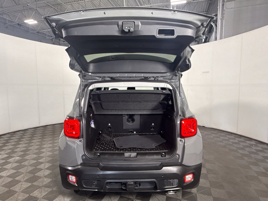 Used 2021 Jeep Renegade Limited w/ Sun & Sound Group AWD/4WD image 10