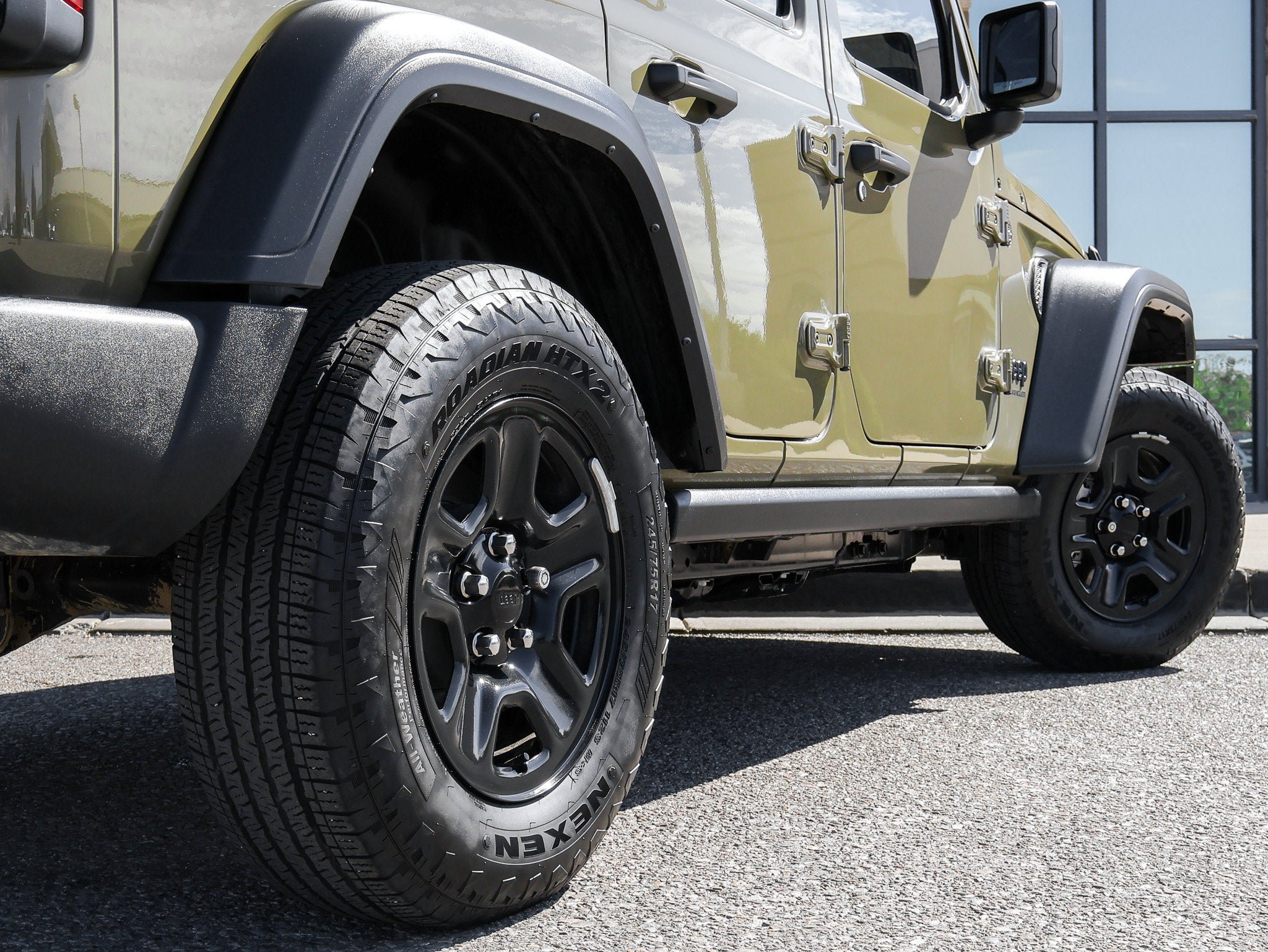 Used 2025 Jeep Wrangler Unlimited Sport AWD/4WD image 11