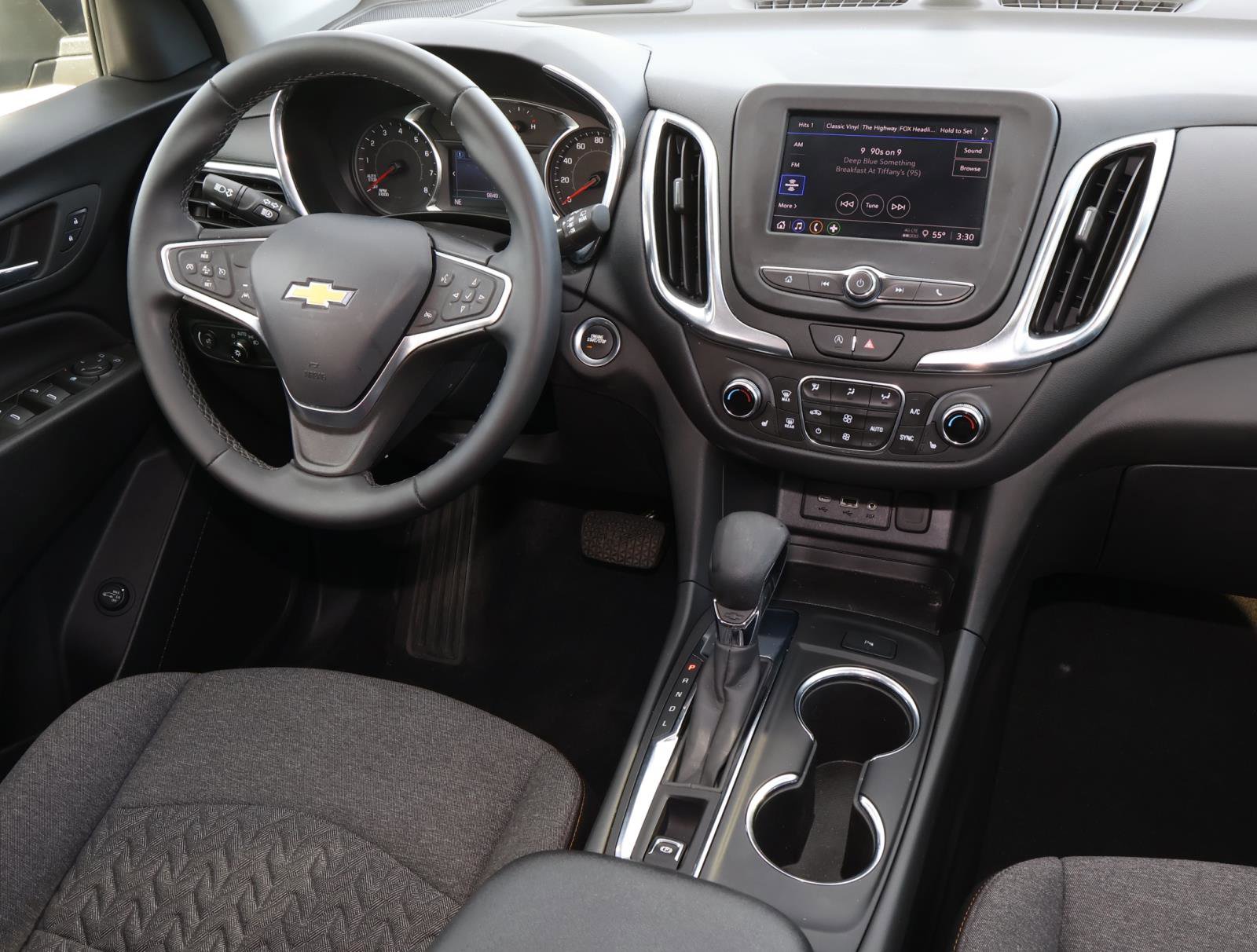 Used 2023 Chevrolet Equinox LT FWD image 10