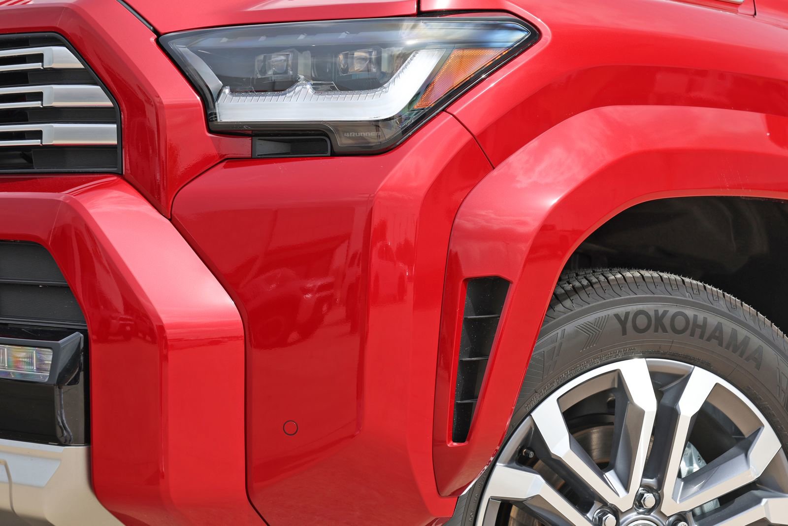 New 2026 Toyota 4Runner Limited AWD/4WD image 12