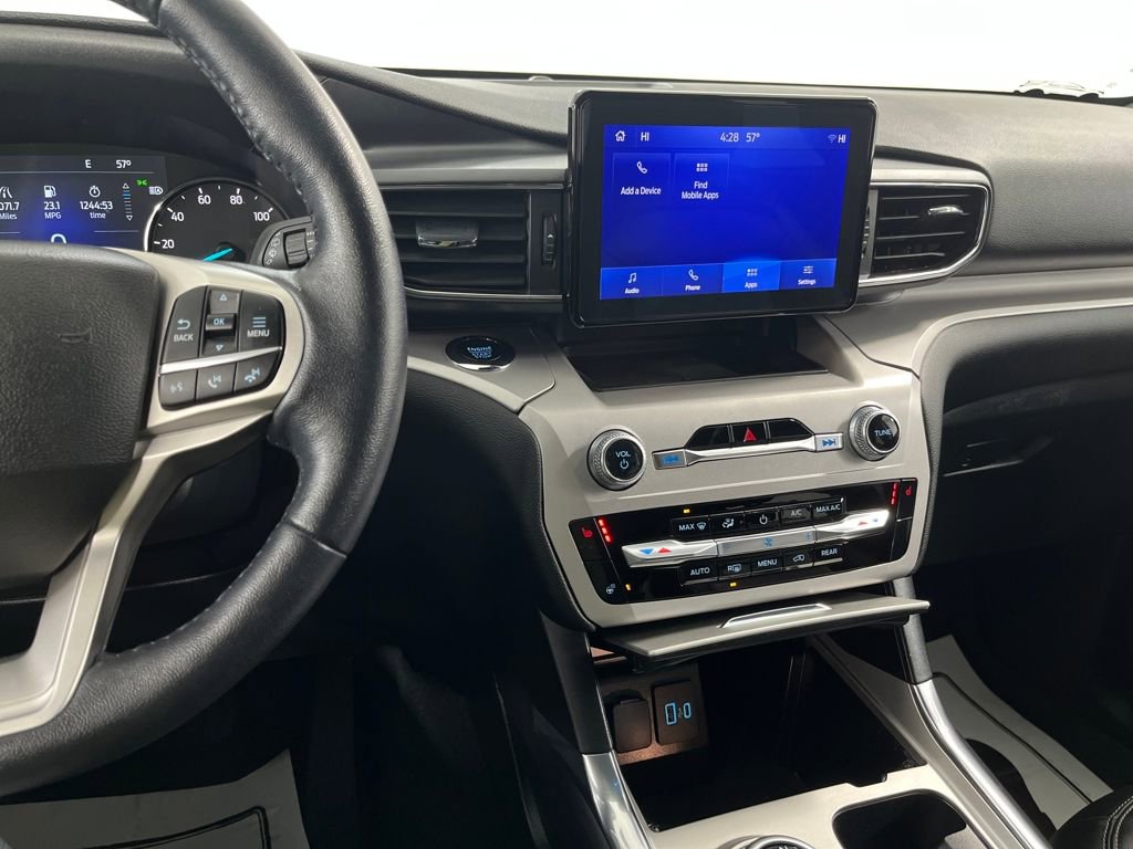 Used 2023 Ford Explorer XLT w/ Equipment Group 202A image 19