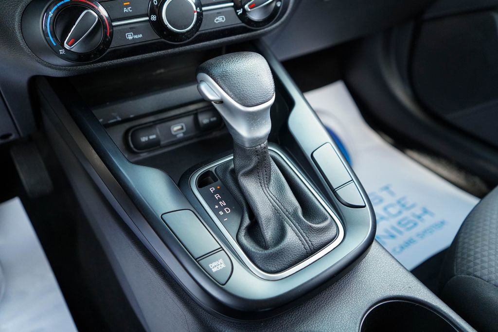 Used 2022 Kia Soul LX w/ Technology Package image 28