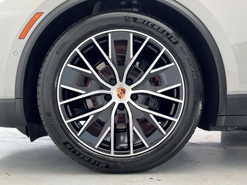 New 2026 Porsche Macan 4 Electric AWD/4WD image 27