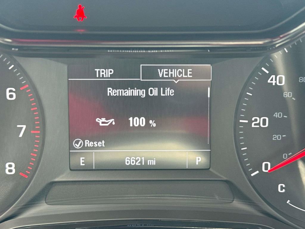 Certified 2025 Chevrolet Trax LS w/ LS Convenience Package FWD image 27