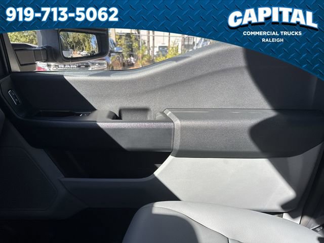 New 2026 Ford F250 XL w/ XL Chrome Package image 29