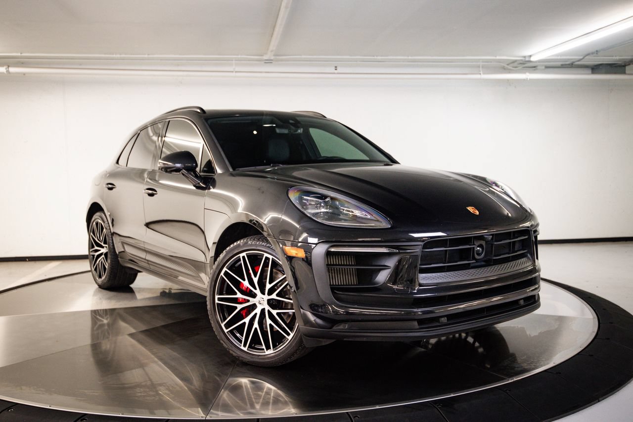 Certified 2023 Porsche Macan S AWD/4WD image 9