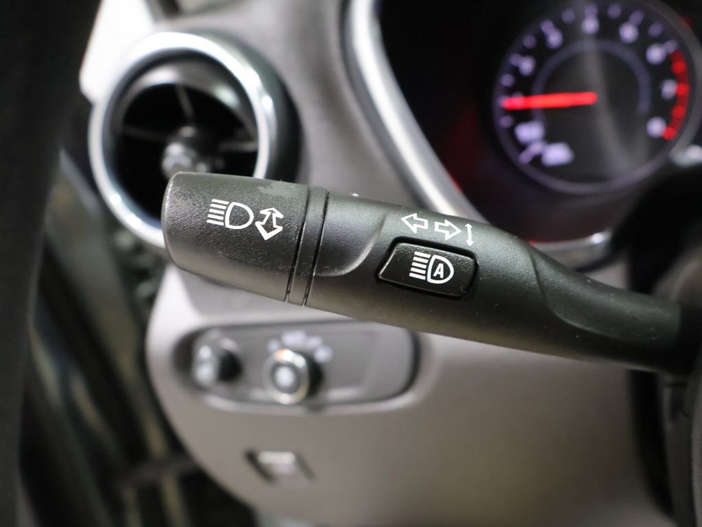 Used 2023 Chevrolet Blazer LT image 36