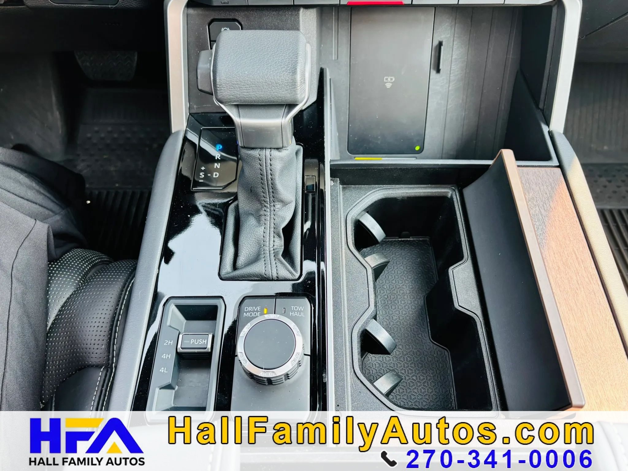 Used 2025 Toyota Sequoia Capstone AWD/4WD image 20