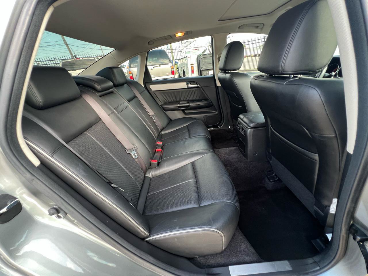 Used 2007 INFINITI M45 Sport w/ Technology Pkg RWD image 37