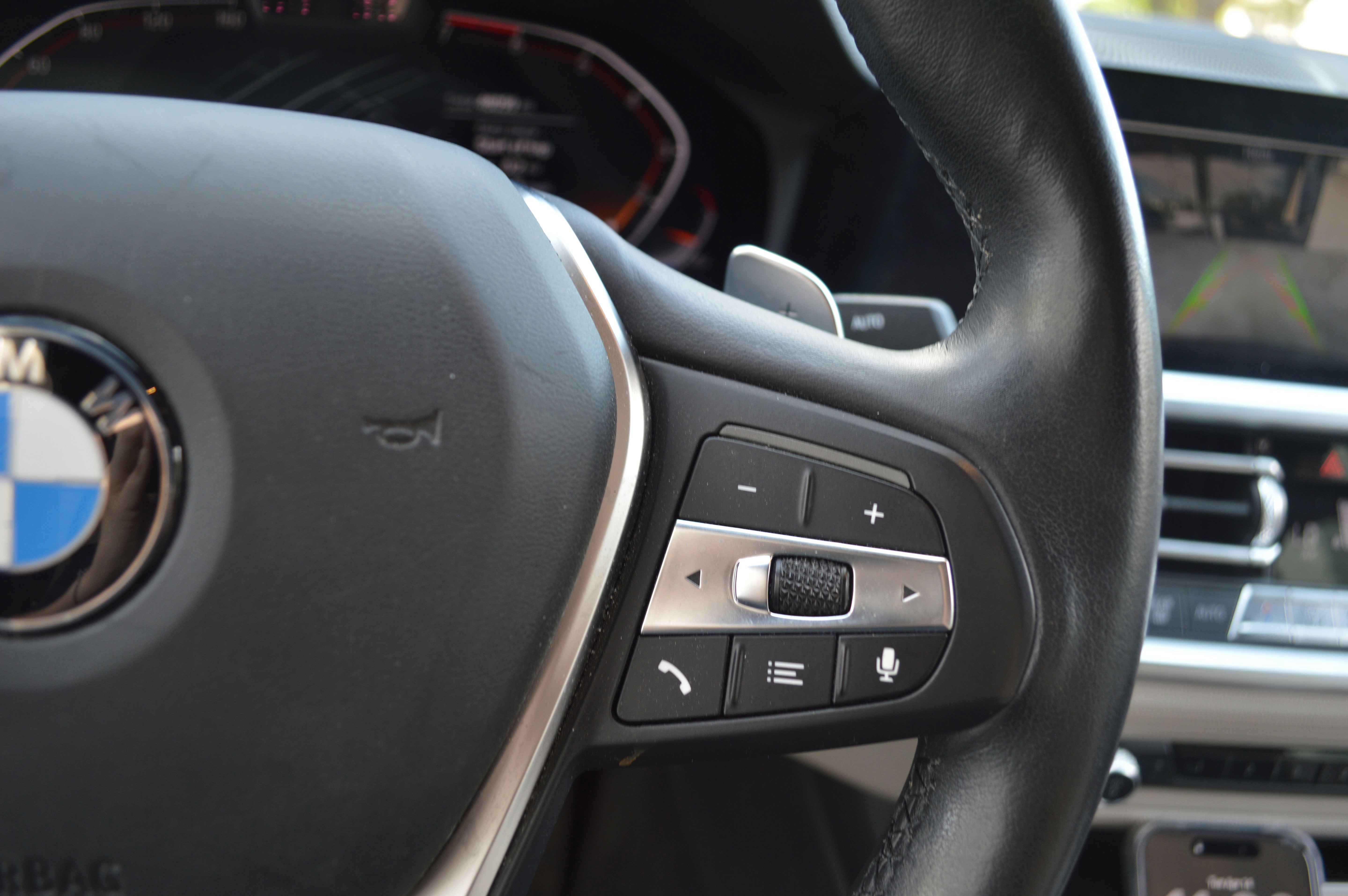 Used 2019 BMW 330i Sedan w/ Premium Package image 16