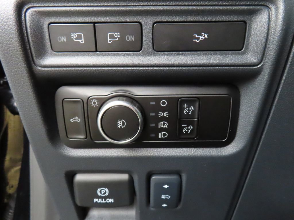 Used 2024 Ford F150 Lariat image 59