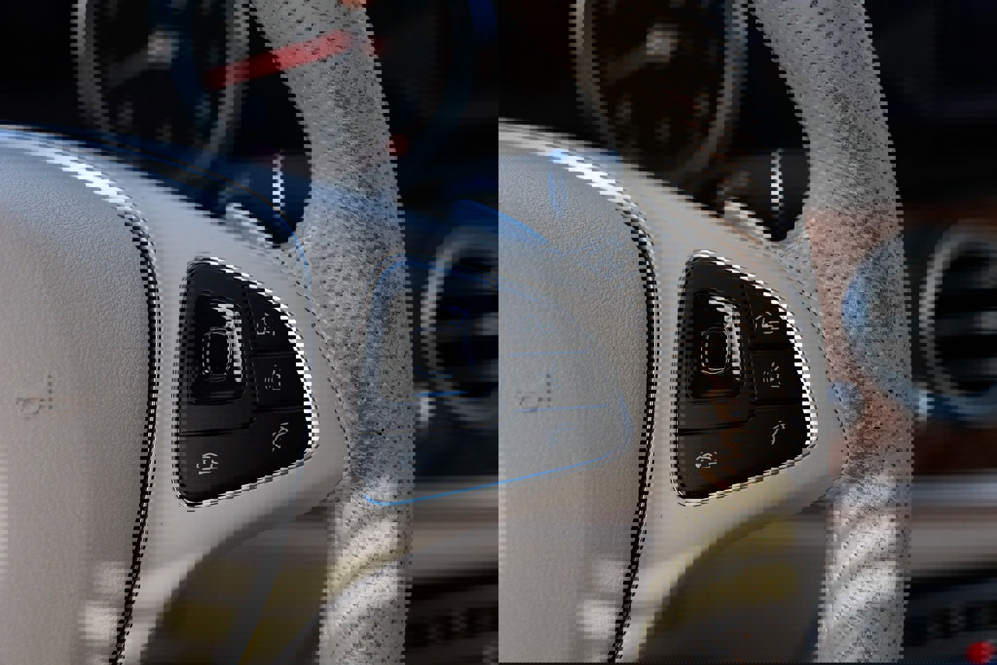 Used 2017 Mercedes-Benz E 300 4MATIC image 31