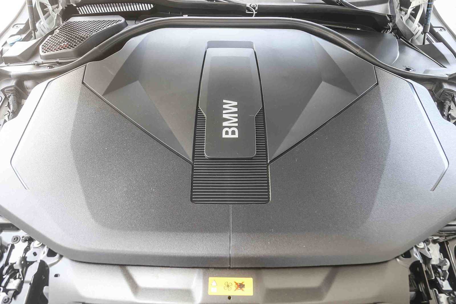 Used 2024 BMW i5 eDrive40i w/ M Sport Package image 23