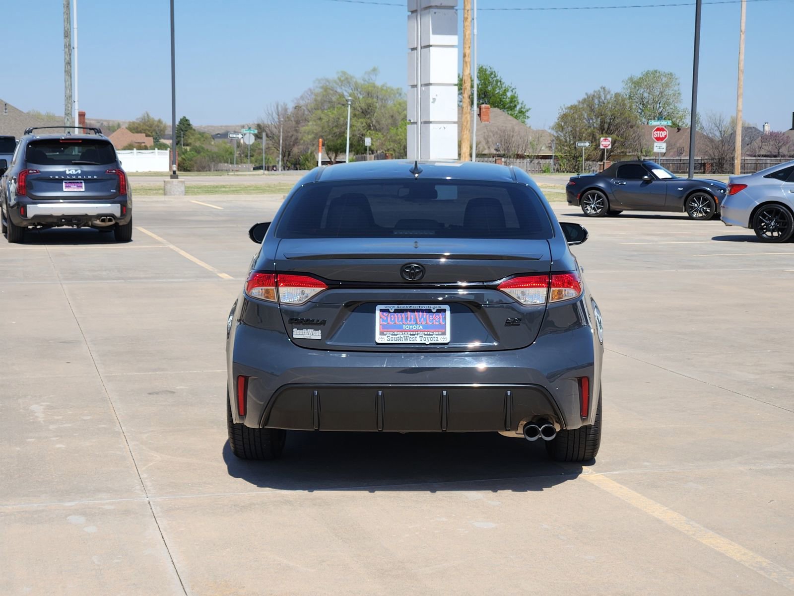 Used 2023 Toyota Corolla SE image 8