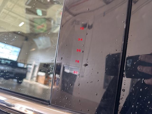 Used 2025 Ford Expedition Active AWD/4WD image 24