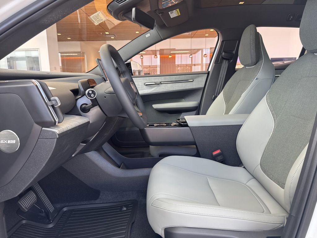 New 2026 Volvo EX30 Cross Country Ultra w/ Protection Package AWD/4WD image 18