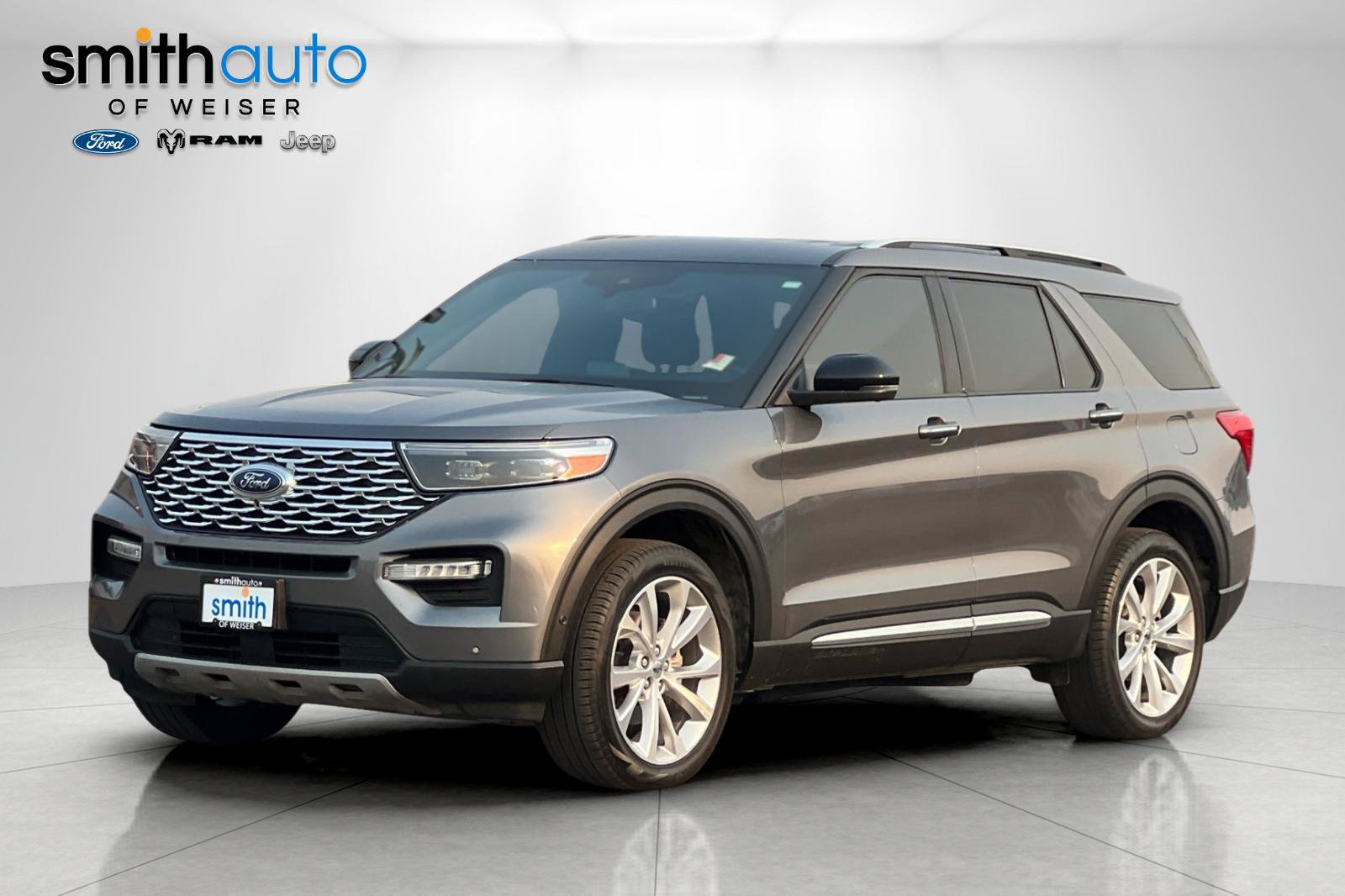 Used 2022 Ford Explorer Platinum w/ Equipment Group 601A AWD/4WD image 9