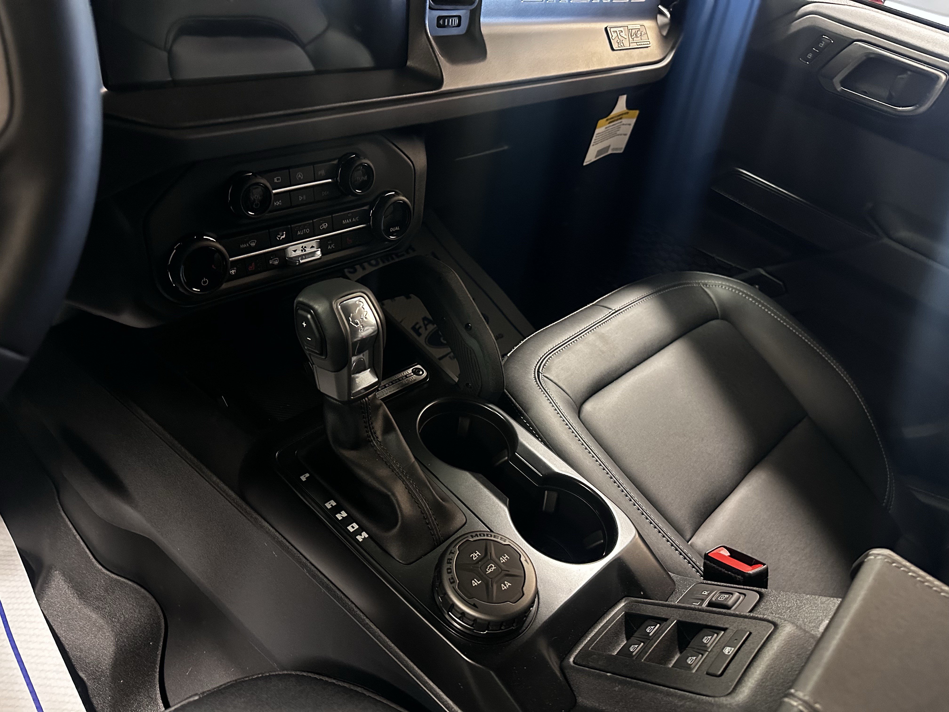 New 2025 Ford Bronco Badlands AWD/4WD image 17
