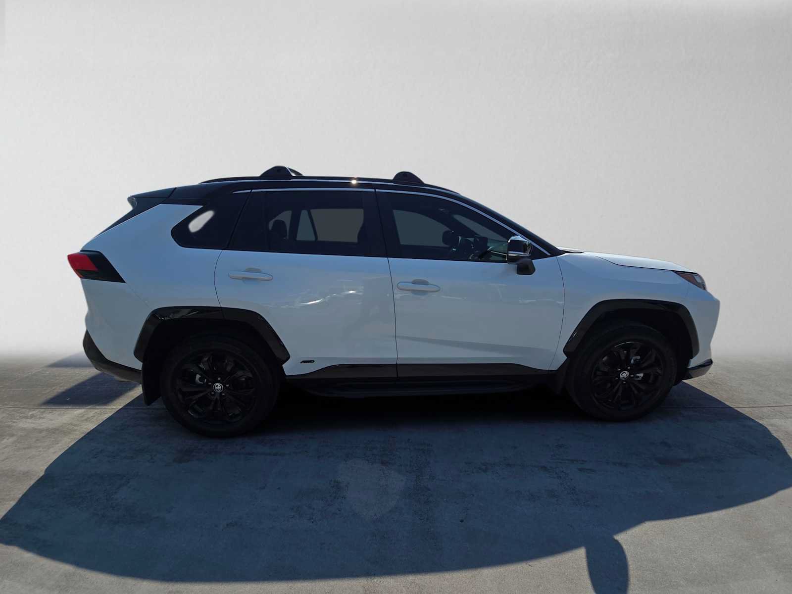 Certified 2025 Toyota RAV4 XSE w/ Advanced Technology Package AWD/4WD image 2