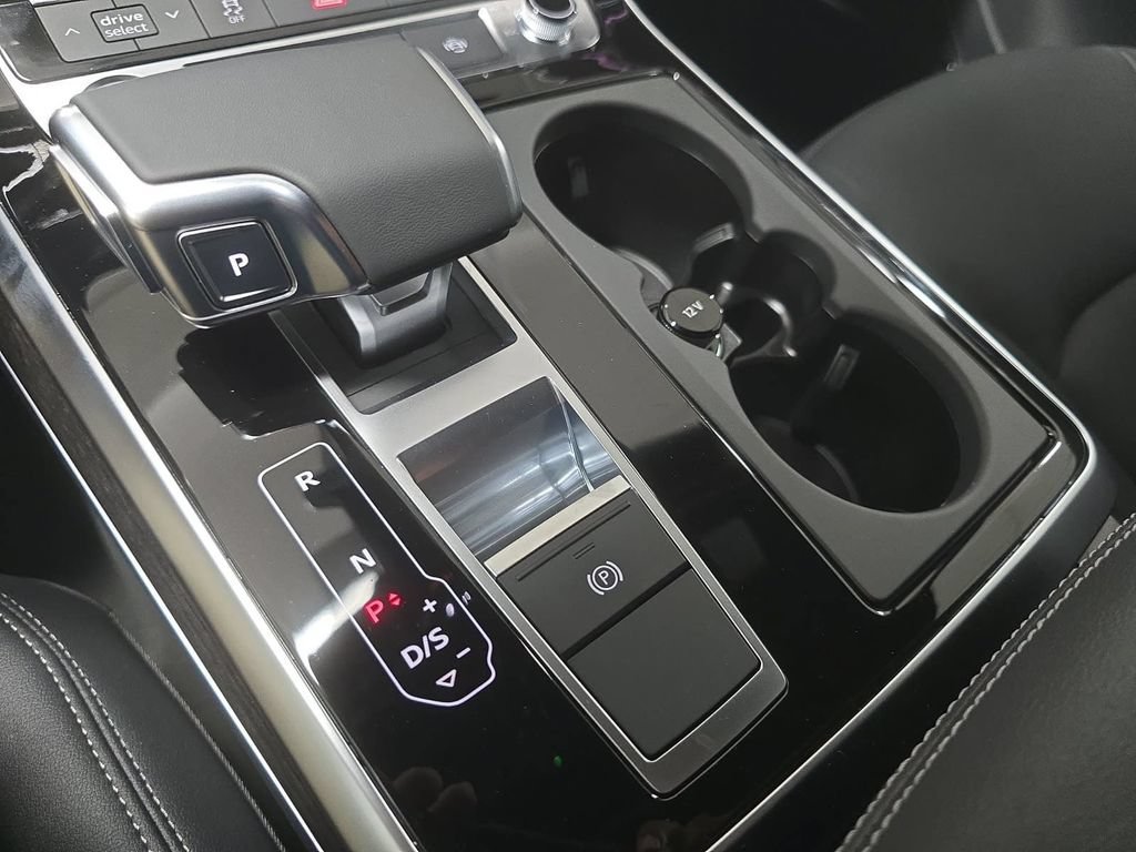 New 2026 Audi Q7 2.0T Premium AWD/4WD image 12