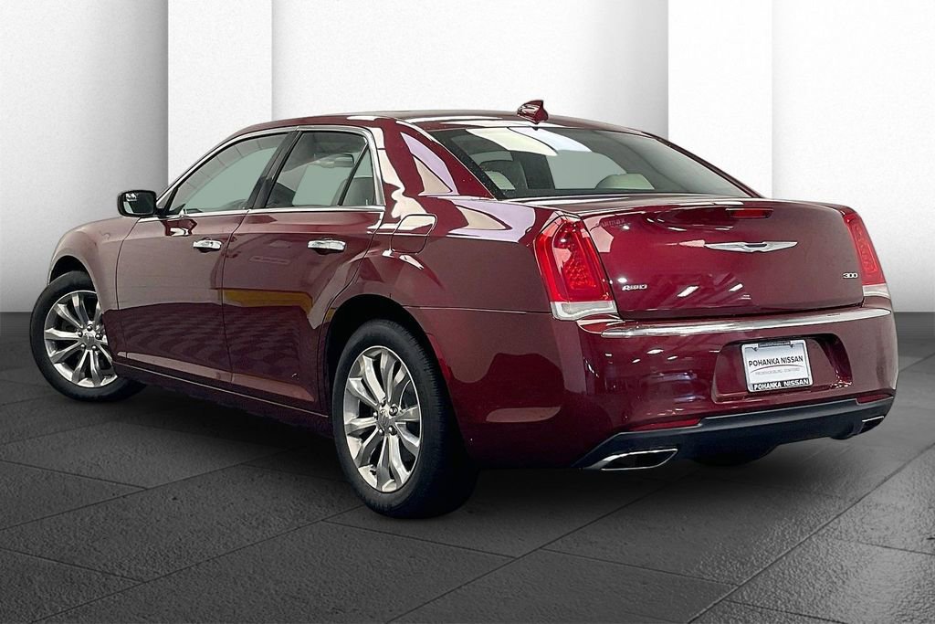 Used 2018 Chrysler 300 Limited w/ Light Group image 9