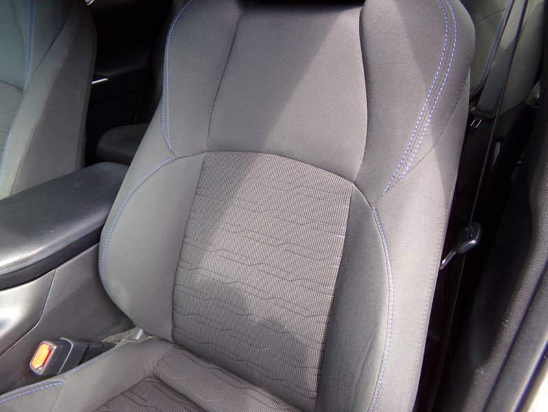 Used 2022 Toyota RAV4 SE image 19