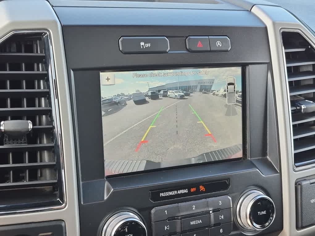 Used 2018 Ford F150 Lariat w/ Equipment Group 502A Luxury AWD/4WD image 16