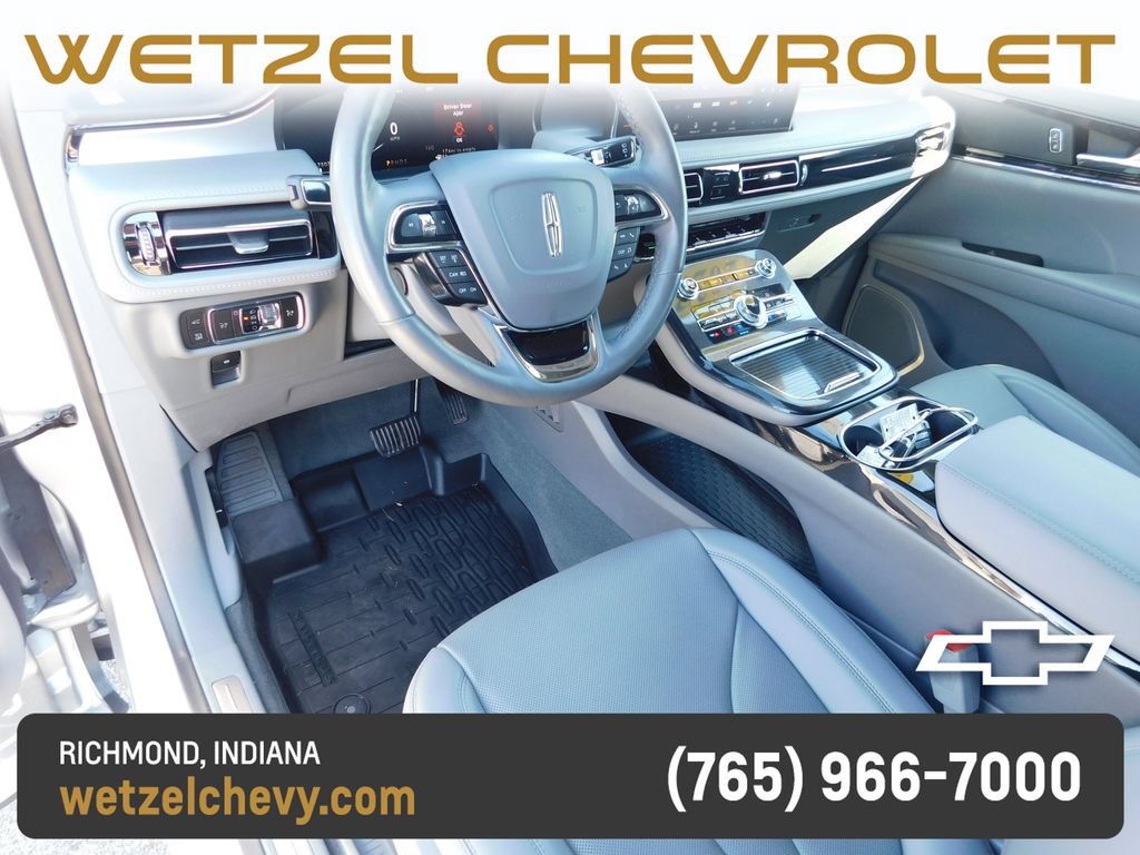 Used 2023 Lincoln Nautilus Reserve AWD/4WD image 15