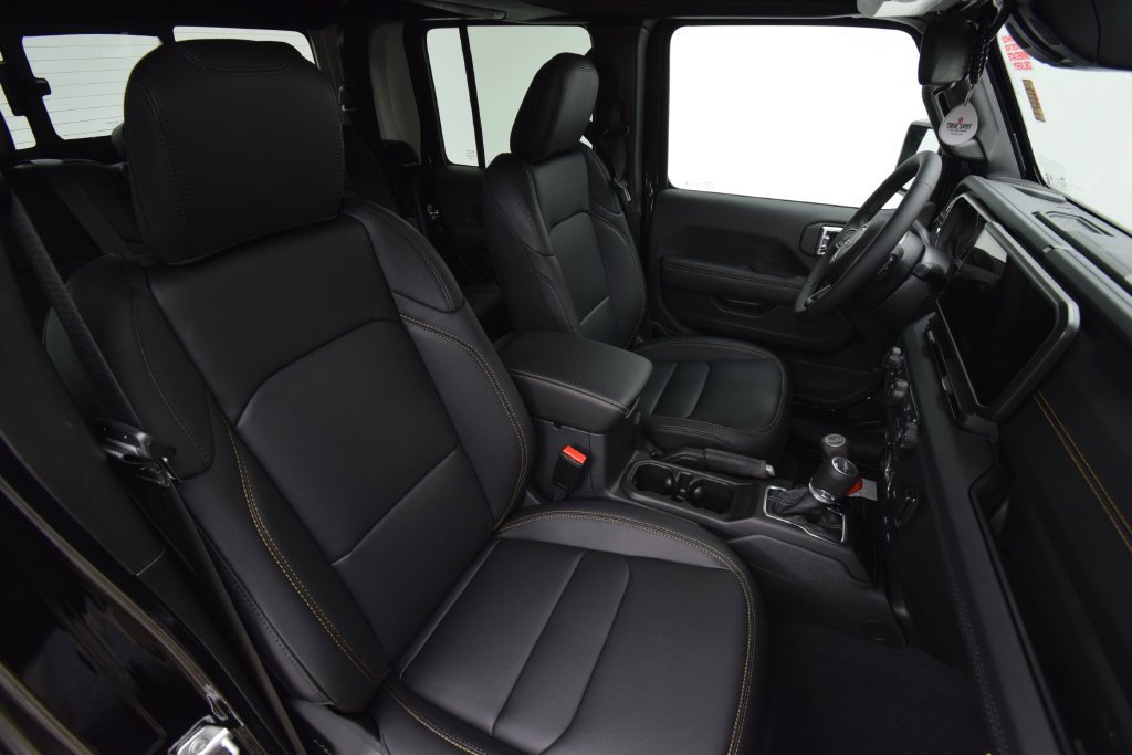 New 2026 Jeep Gladiator Sport AWD/4WD image 18