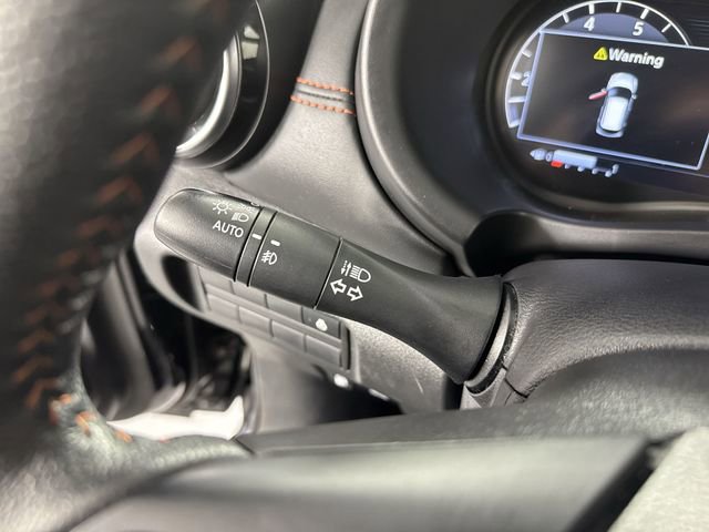 Used 2024 Nissan Kicks SR w/ SR Premium Package image 16
